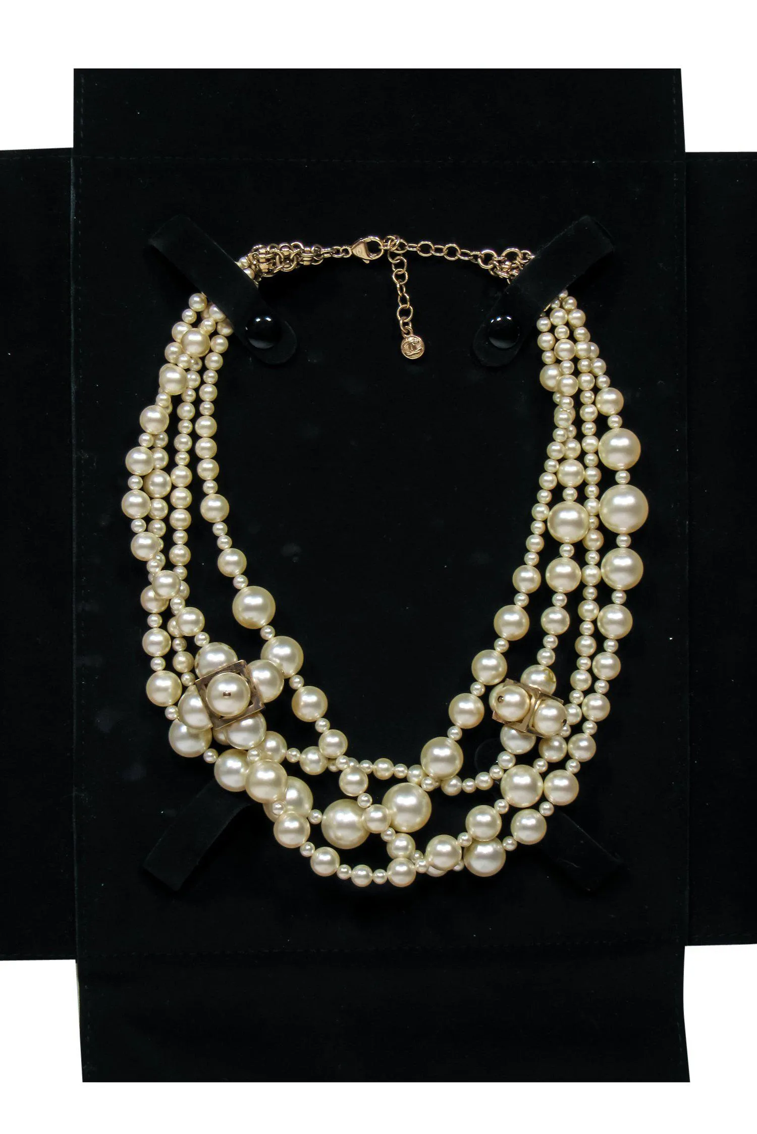 Chanel - Faux Pearl Bubble & Square Design Layered Necklace