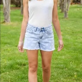 JUDY BLUE STAR DENIM SHORTS